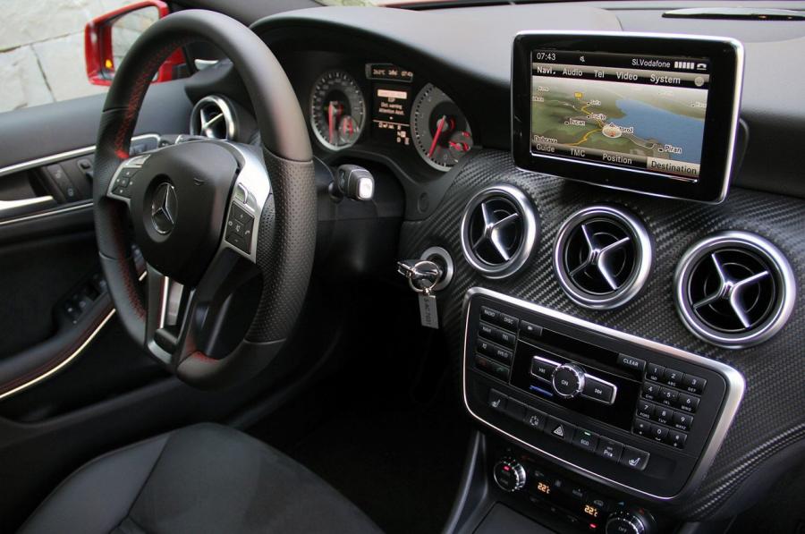  Mercedes-Benz A-Class 2012 года  (фото 28 из 78)